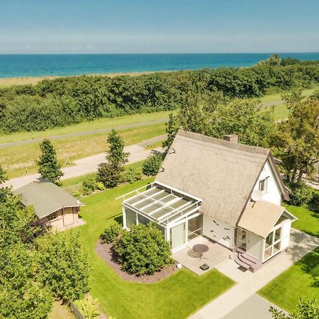 Ferienhaus "Bunter Fisch" - Direkt Am Deich, Stranduebergang 19 Дирхаген Экстерьер фото