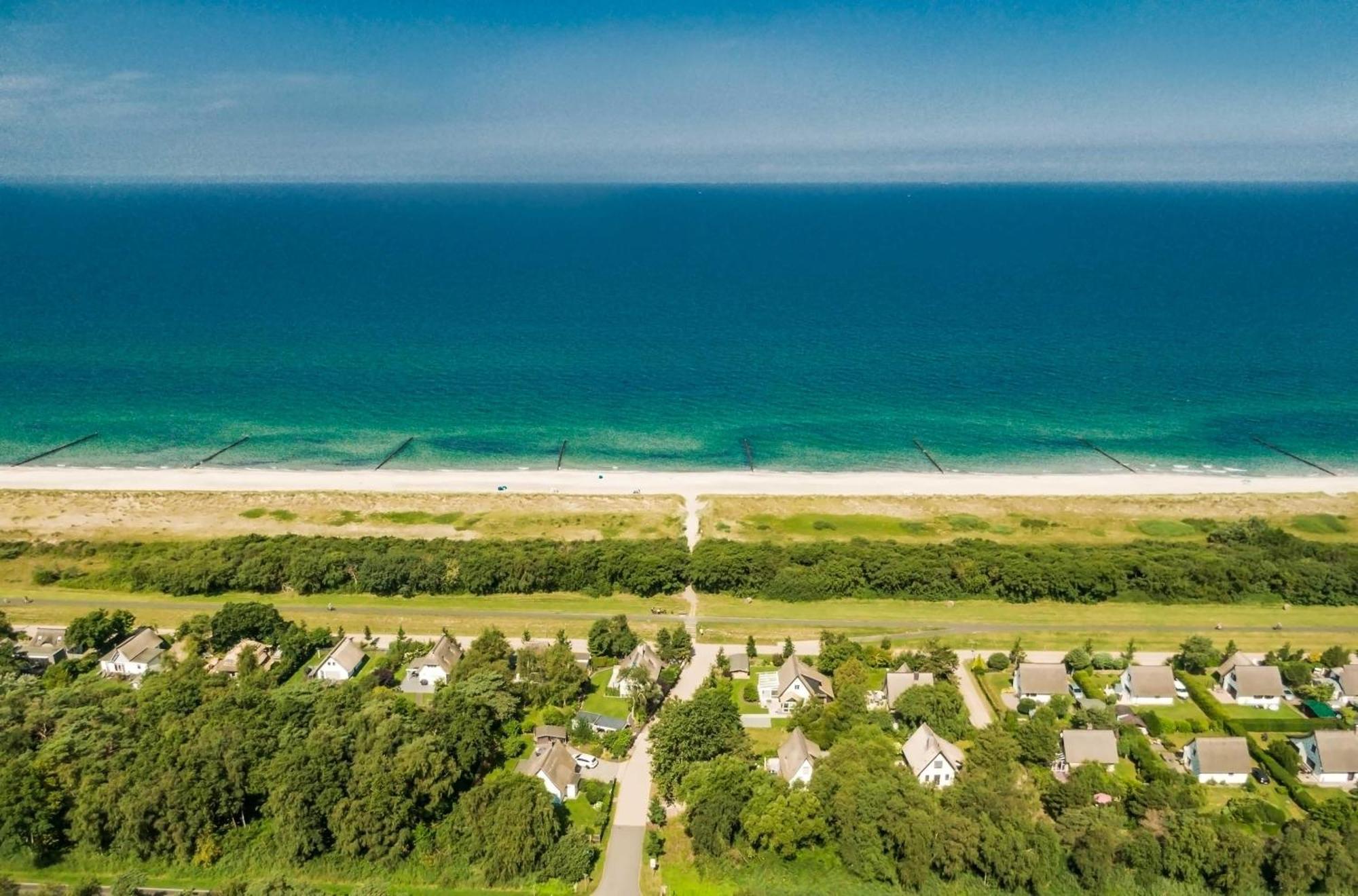 Ferienhaus "Bunter Fisch" - Direkt Am Deich, Stranduebergang 19 Дирхаген Экстерьер фото